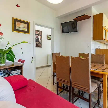 Apartamento Lucija