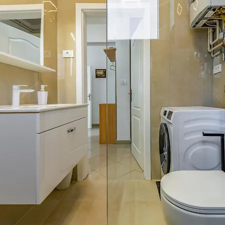 Lucija Apartamento