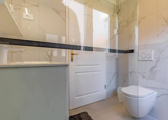 Lucija Appartement *
