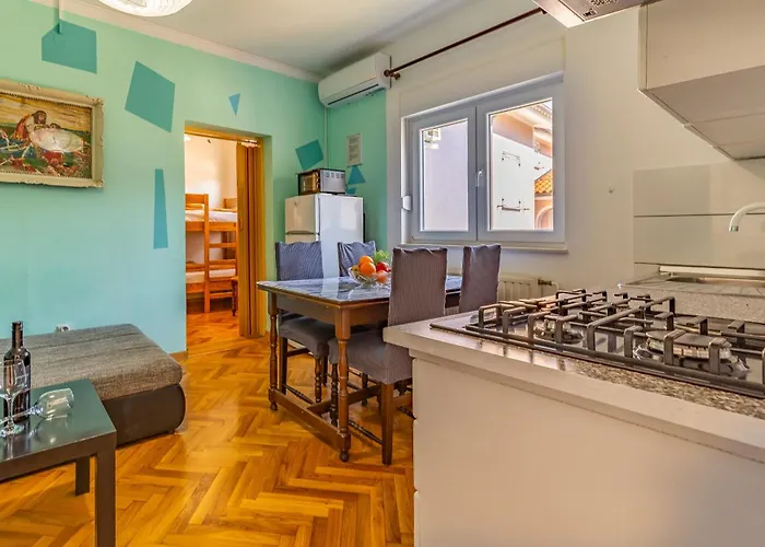 Appartement Lucija *